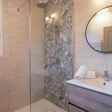 Clapotis Des Flots St Tropez Xii *