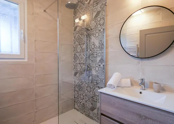 Clapotis Des Flots St Tropez Xii *